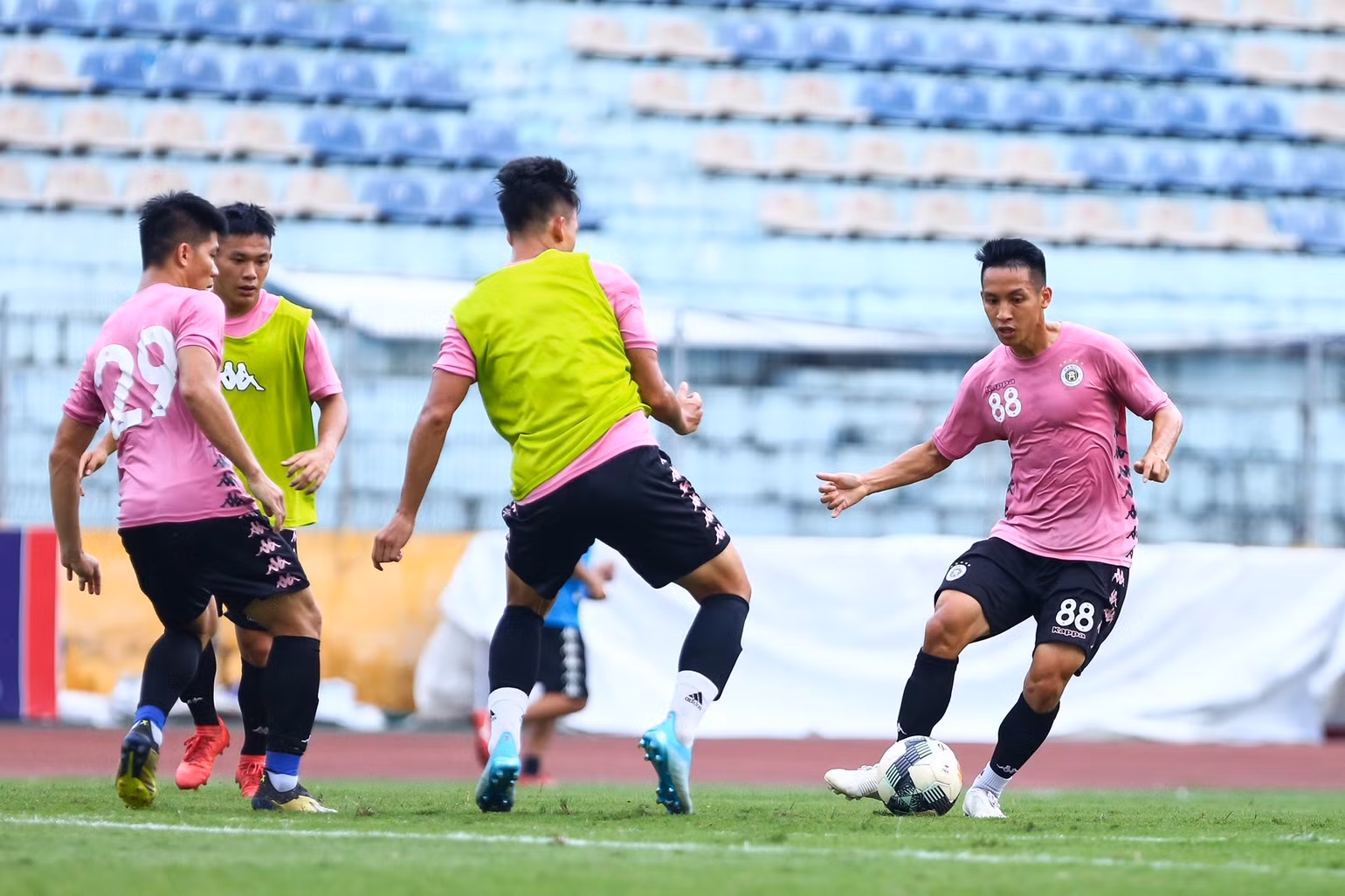 Hà Nội FC khủng hoảng, nối dài chuỗi trận không thắng -1