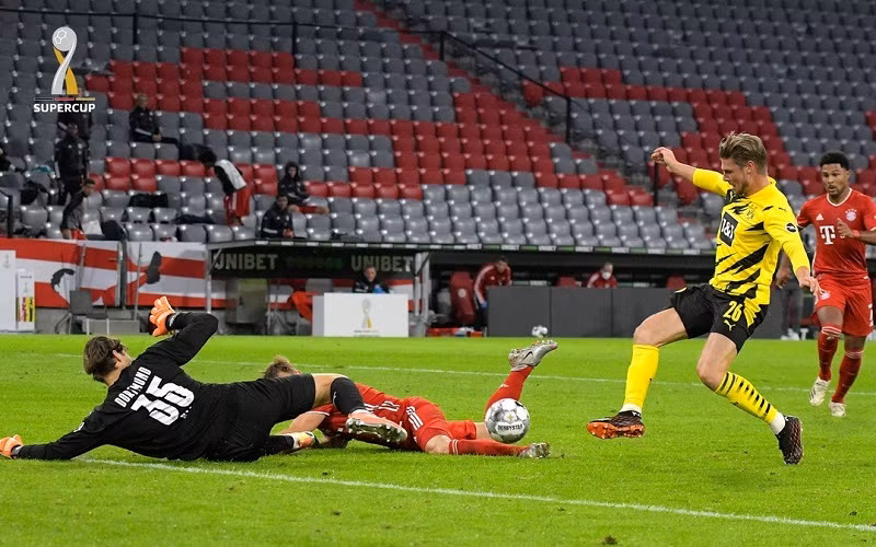 Thắng may mắn derby nước Đức, Bayern bỏ túi danh hiệu thứ 5 -0