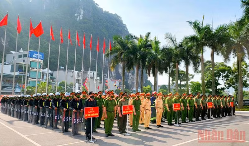 Công an Quảng Ninh ra quân bảo đảm an ninh trật tự cho SEA Games 31 -0