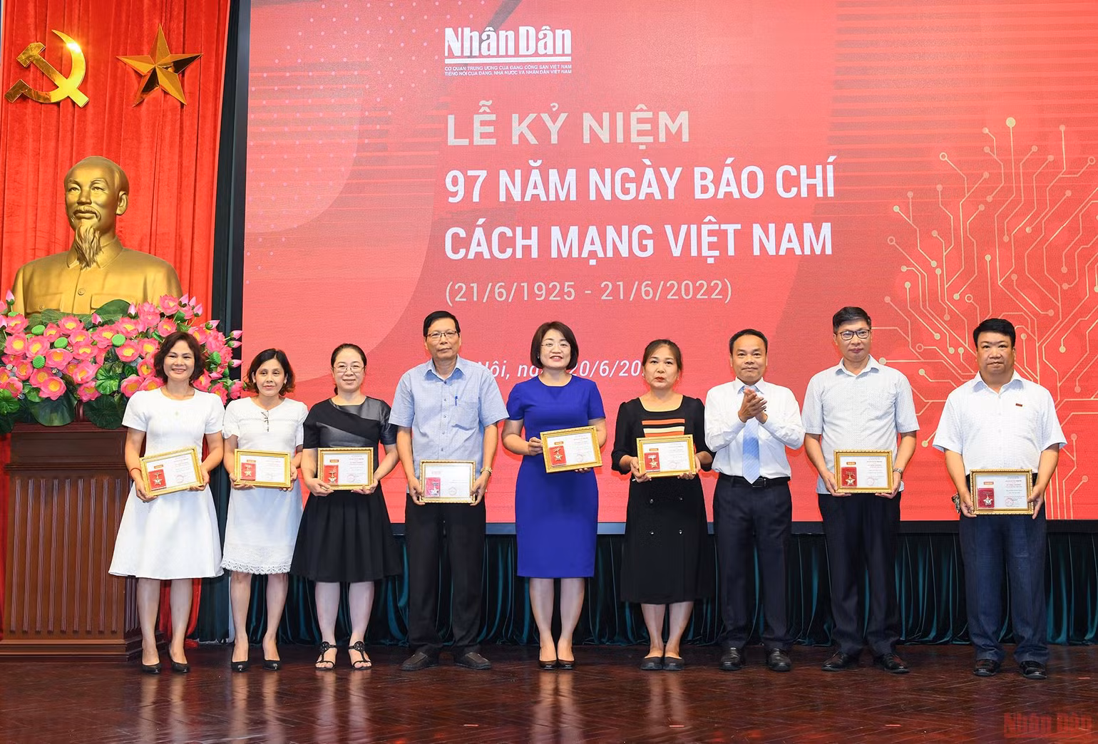Hình ảnh Lễ Kỷ niệm 97 năm Ngày Báo chí Cách mạng Việt Nam -0