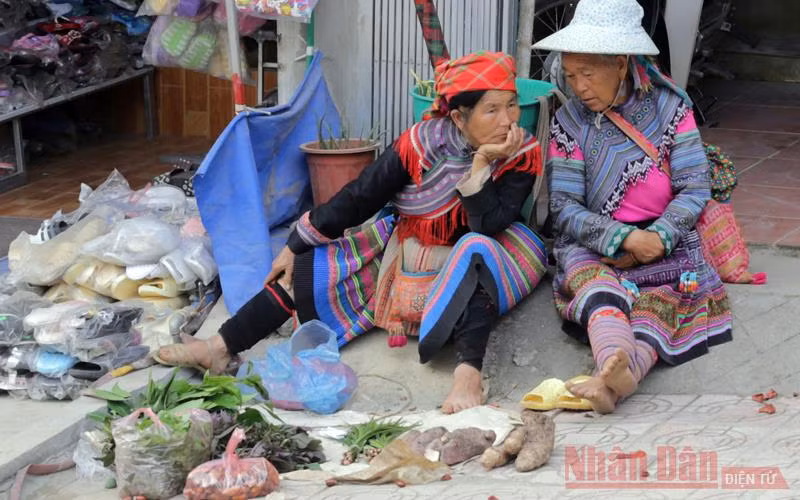 Lôi cuốn Chợ phiên Cốc Pài -0