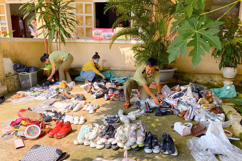 Liên tiếp phát hiện, bắt giữ nhiều vụ hàng giả, hàng nhái tại Gia Lai -0