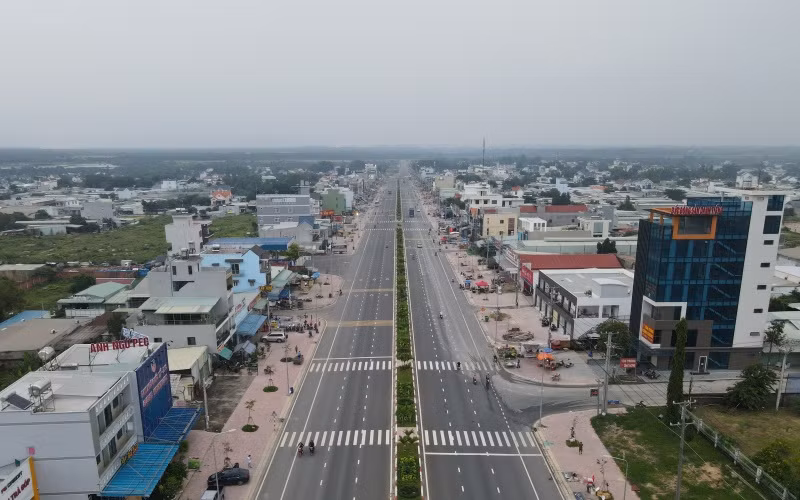 Phấn đấu đưa Nhơn Trạch trở thành đô thị loại II vào năm 2025 -0