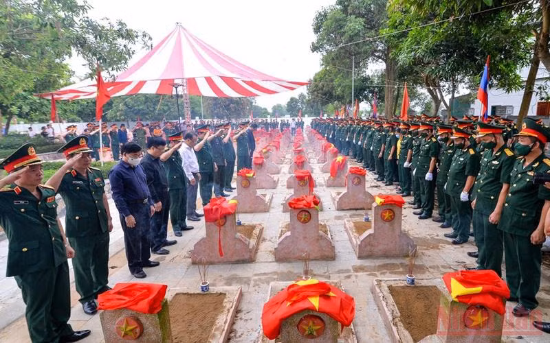 Tổ chức Lễ an táng 103 hài cốt liệt sĩ, quân tình nguyện và chuyên gia Việt Nam hy sinh tại Lào -0