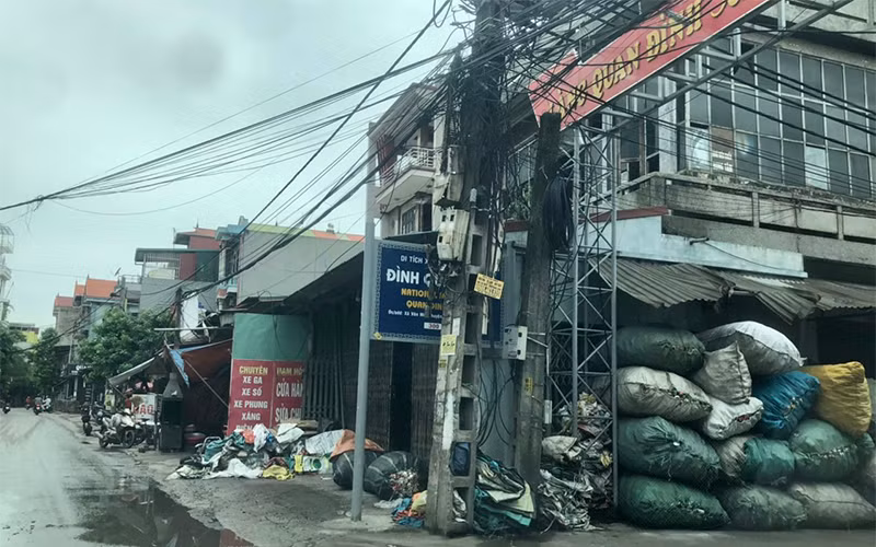 Giải bài toán ô nhiễm môi trường ở xã nông thôn mới -0