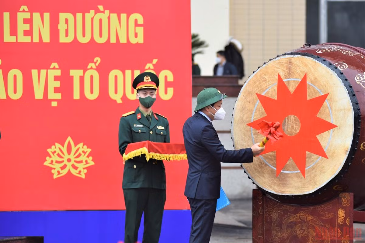 30 quận huyện, thị xã Hà Nội tổ chức lễ giao nhận quân năm 2022 -0