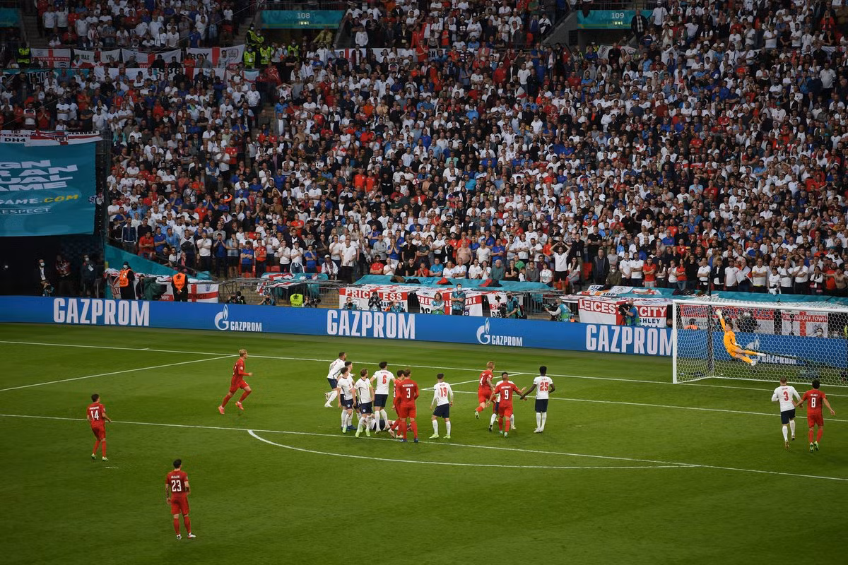 Nhìn lại chiến thắng lịch sử đưa Anh vào chung kết EURO 2020 -0