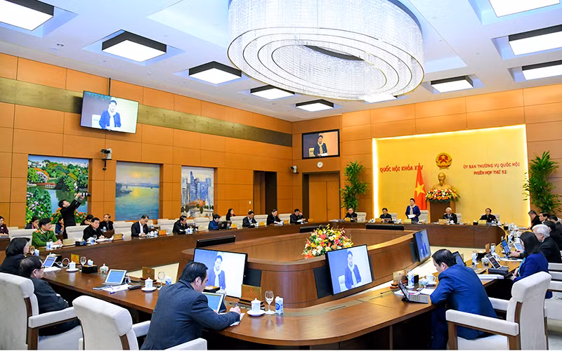 Loại khỏi danh sách ứng cử đại biểu Quốc hội, đại biểu HĐND đối với người có tỷ lệ tín nhiệm không đạt hơn 50% -0