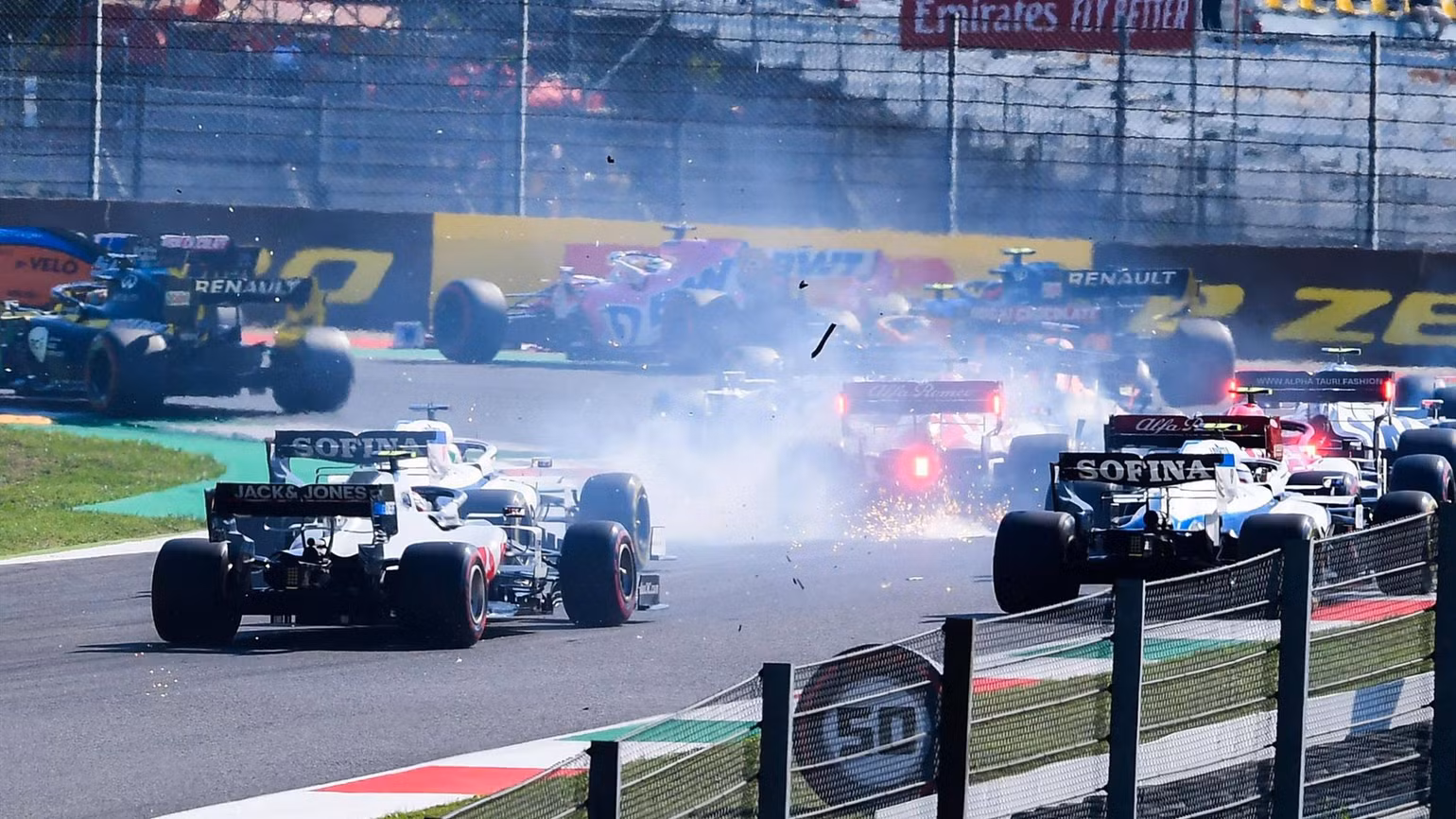 Kịch tính ở trường đua Mugello -0
