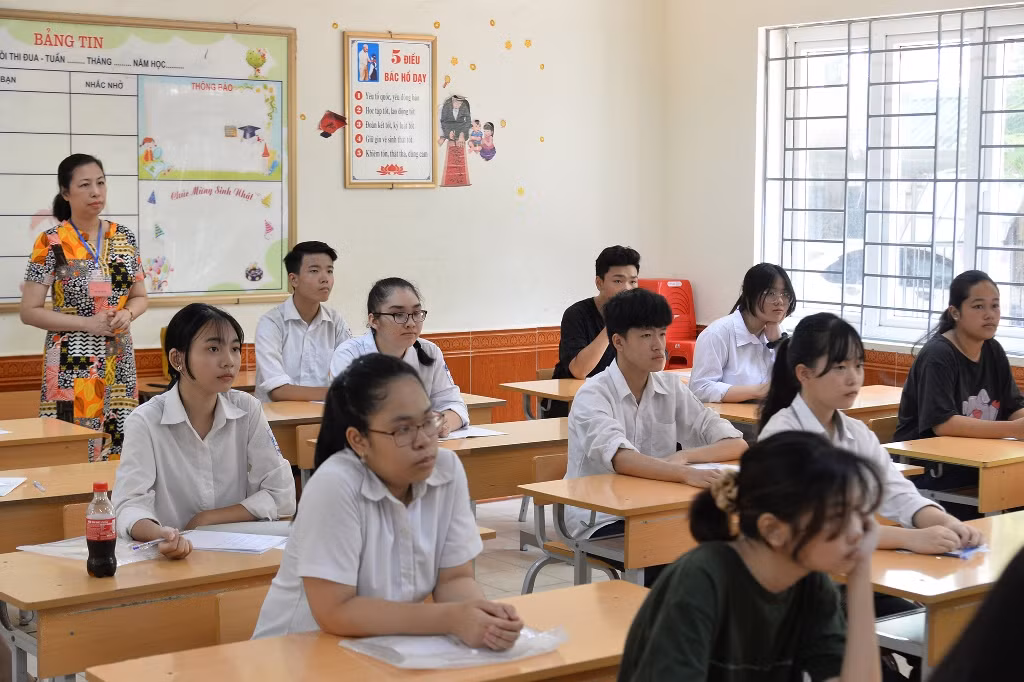 Học sinh Hà Nội chuẩn bị cho Kỳ thi lớp 10 THPT -0