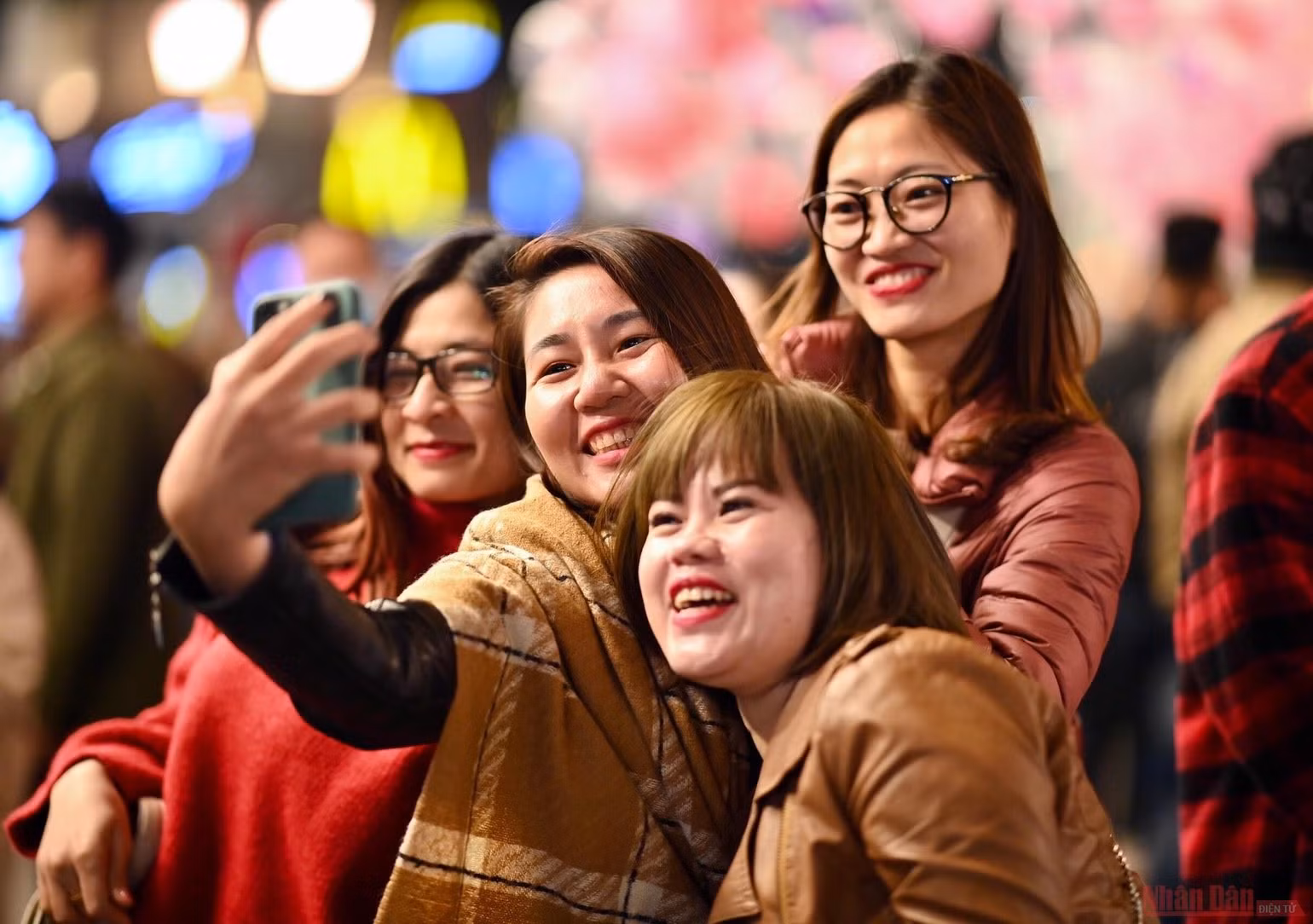Hân hoan chào đón năm mới 2021 -0