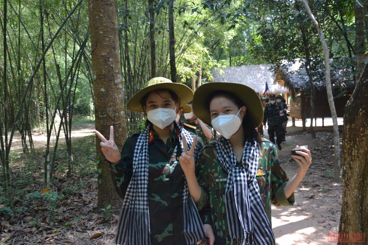 Về vùng đất thép Củ Chi -0