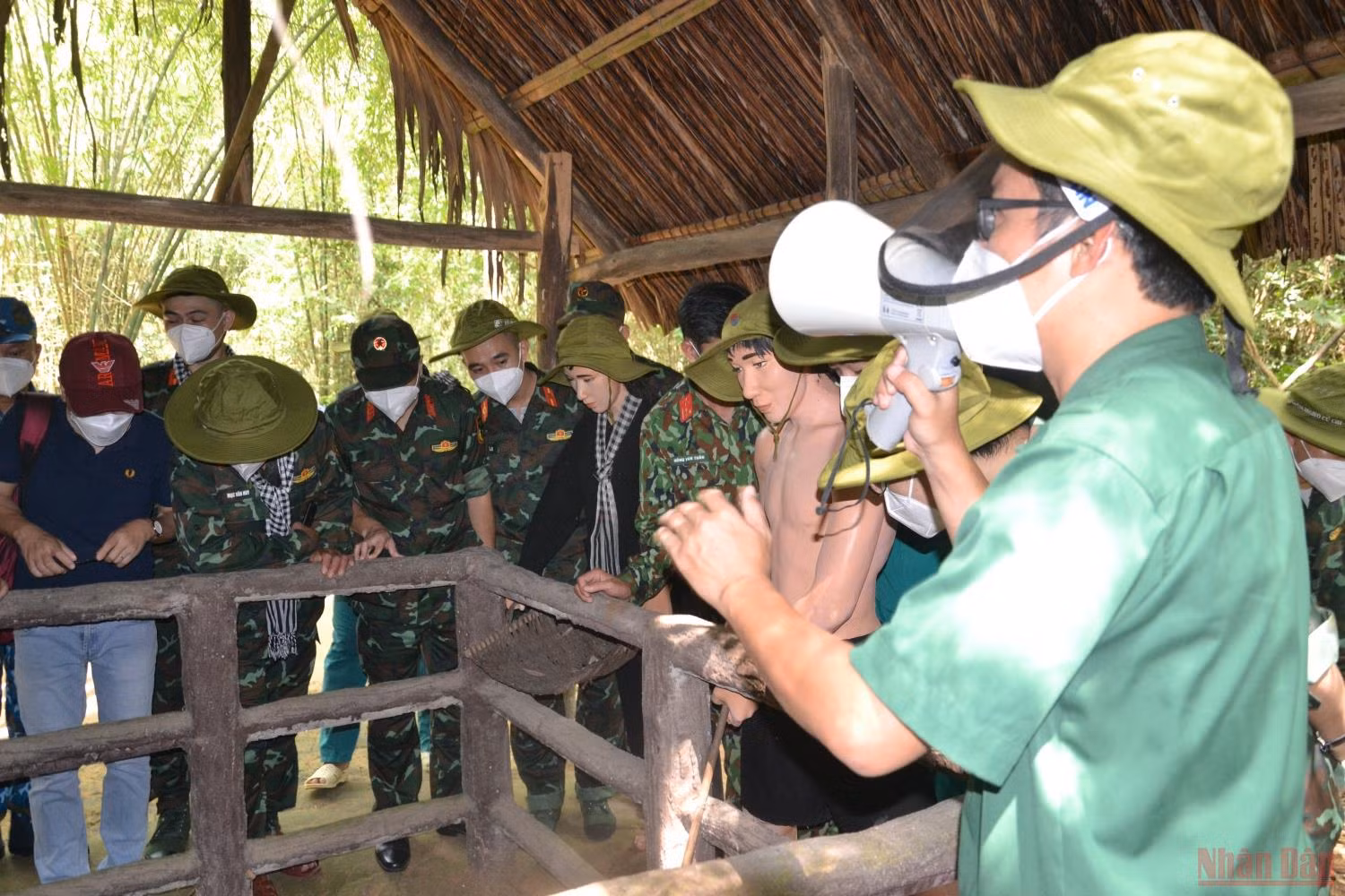Về vùng đất thép Củ Chi -0