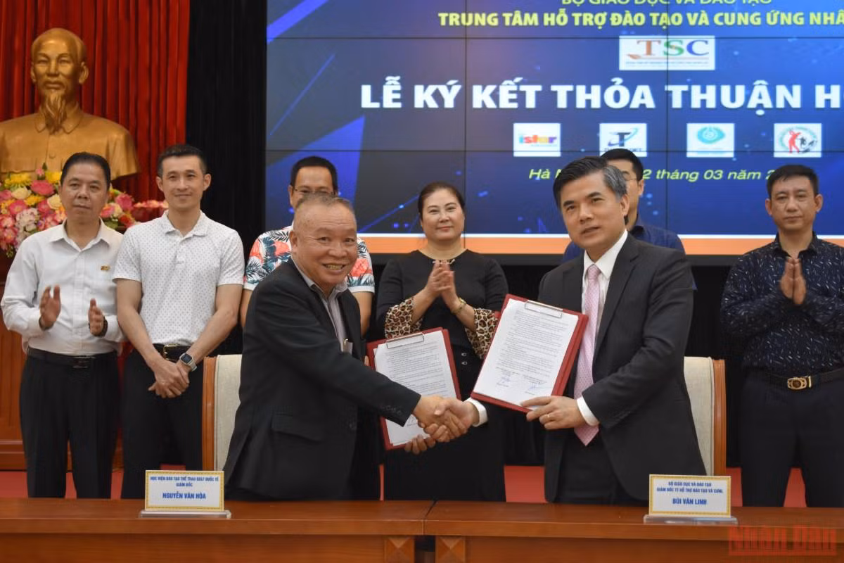 Tăng cường hợp tác hướng nghiệp, đào tạo nguồn nhân lực chất lượng cao -0