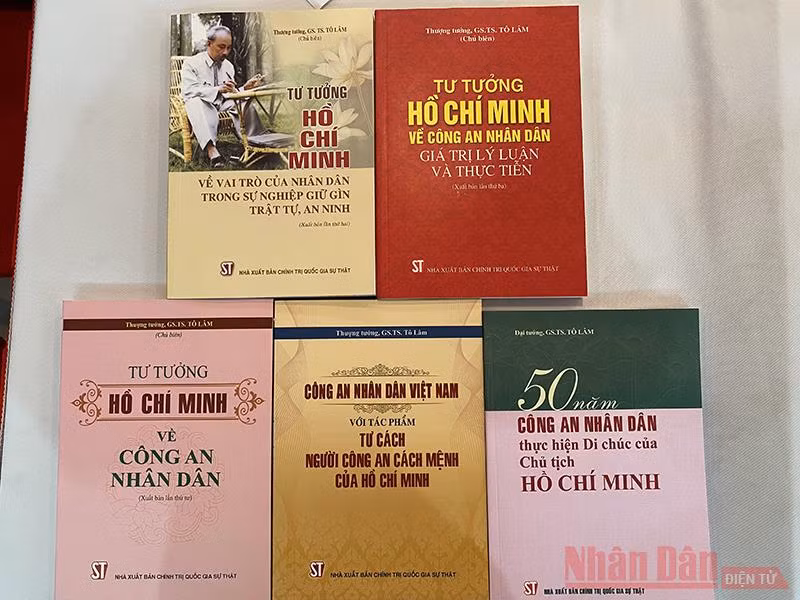 Giới thiệu sách của Bộ Công an tại NXB Chính trị quốc gia Sự thật -0