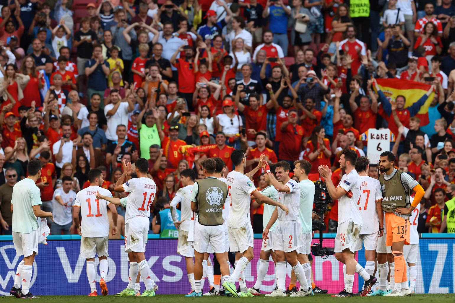 Cận cảnh bữa tiệc tám bàn thắng đưa Tây Ban Nha vào tứ kết Euro 2020 -0