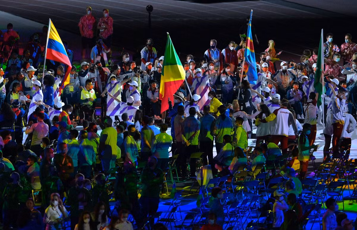 Rực rỡ sắc màu lễ bế mạc Paralympic Tokyo 2020 -0