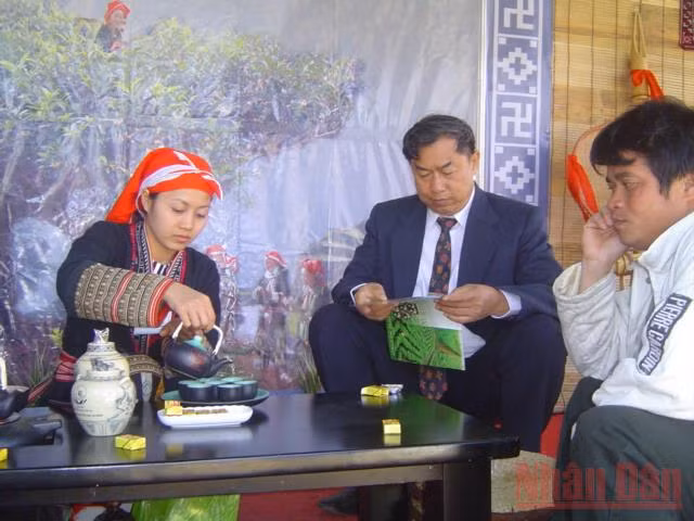 Thấp thoáng văn hóa trà Việt -0
