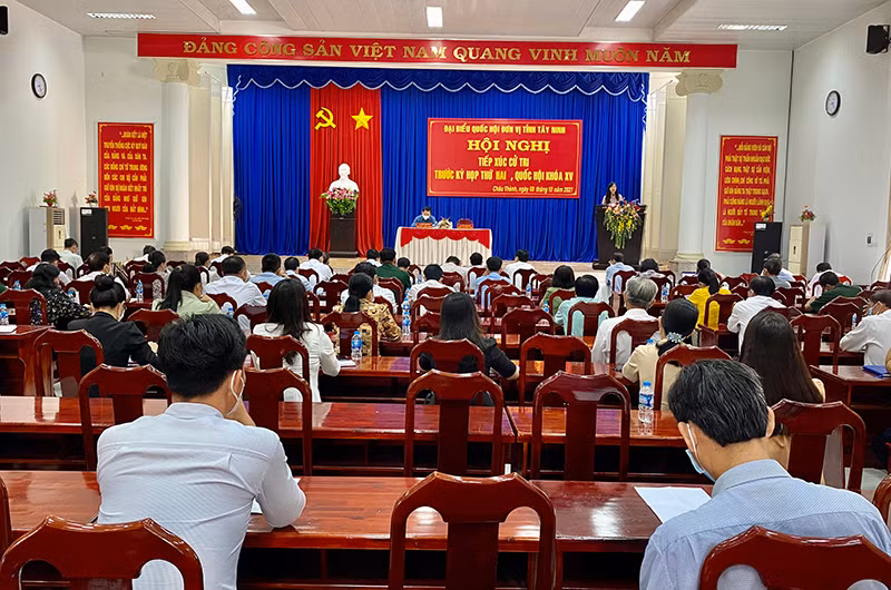 Mọi chính sách pháp luật đều xuất phát từ lợi ích của nhân dân -0