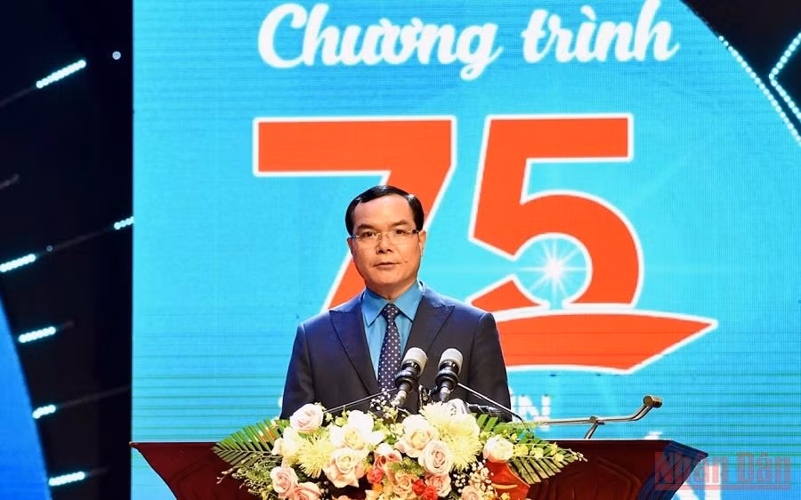 Tôn vinh 75 nghìn sáng kiến, vượt khó, phát triển -0