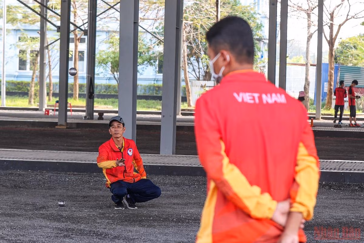 Bi sắt Việt Nam: “Học trò nghèo” vượt khó ở SEA Games 31 -0