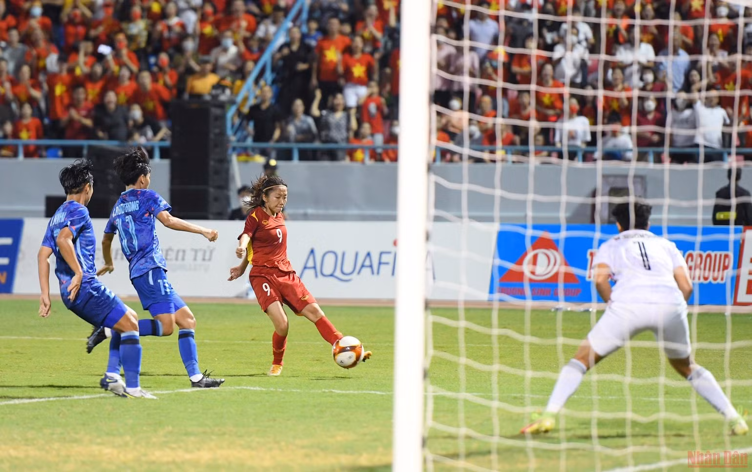 Thắng thuyết phục Thái Lan, tuyển Việt Nam giành Huy chương Vàng bóng đá nữ SEA Games -0