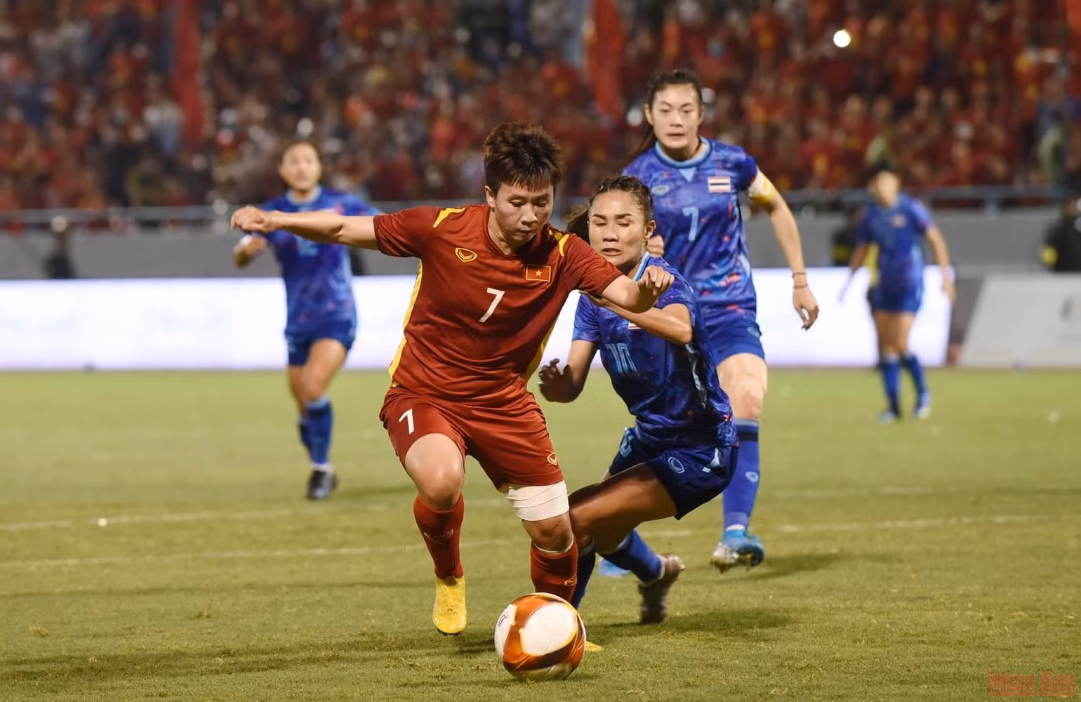 [Chung kết bóng đá nữ SEA Games 31] Việt Nam 0-0 Thái Lan (Hiệp 1): Quyết tâm bảo vệ Huy chương Vàng -0