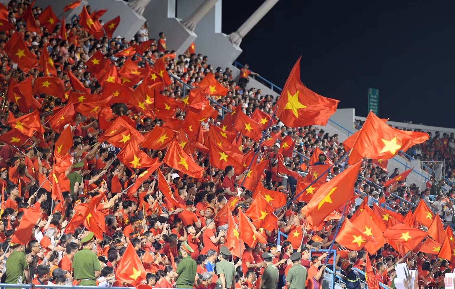 [Chung kết bóng đá nữ SEA Games 31] Việt Nam 1-0 Thái Lan (Hiệp 2): Huỳnh Như mở tỷ số -0