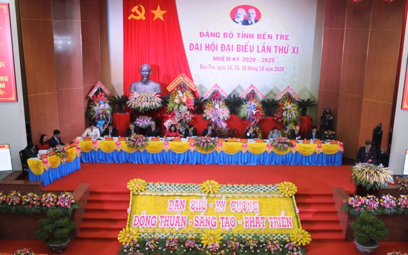 Khai mạc Đại hội đại biểu Đảng bộ tỉnh Bến Tre lần thứ 11 -0