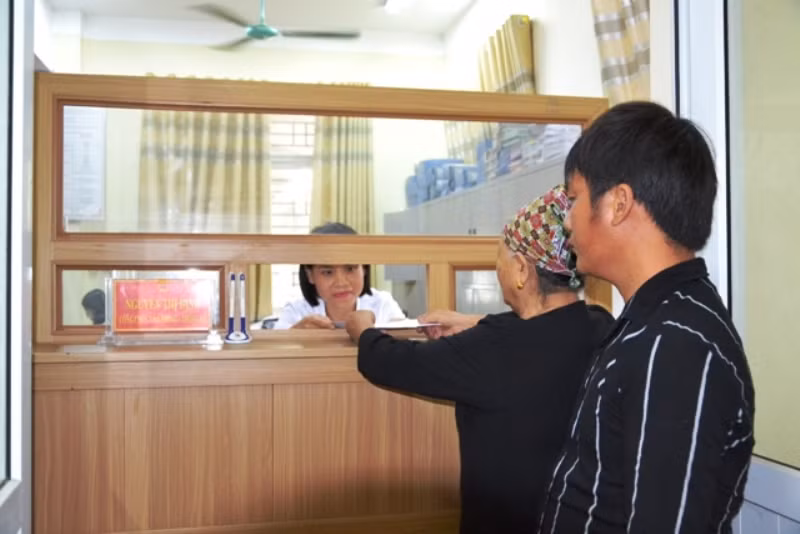 “Ngày thứ ba không viết, ngày thứ sáu không đợi” ở thị trấn Phong Hải ảnh 1 “Ngày thứ ba không viết, ngày thứ sáu không đợi” ở thị trấn Phong Hải -0