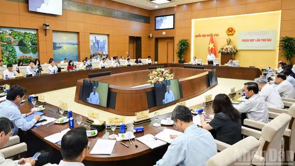 Quang cảnh Phiên họp lần thứ hai của Ban Chỉ đạo Tổng rà soát hệ thống văn bản quy phạm pháp luật. (Ảnh: DUY LINH)