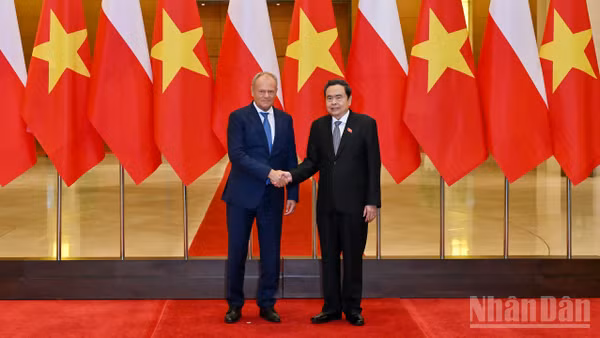 Chủ tịch Quốc hội Trần Thanh Mẫn và Thủ tướng Cộng hòa Ba Lan Donald Tusk.