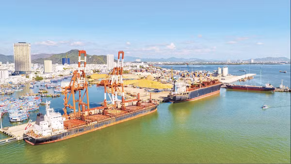 Cảng Quy Nhơn, tỉnh Gia Lai. (Ảnh: LƯƠNG TÙNG)