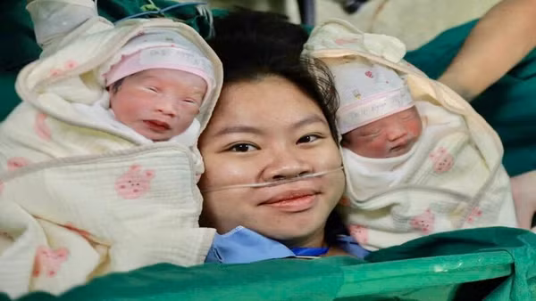 Sức khỏe ba mẹ con sản phụ N.T.L. ổn định, được xuất viện. (Ảnh CTV)