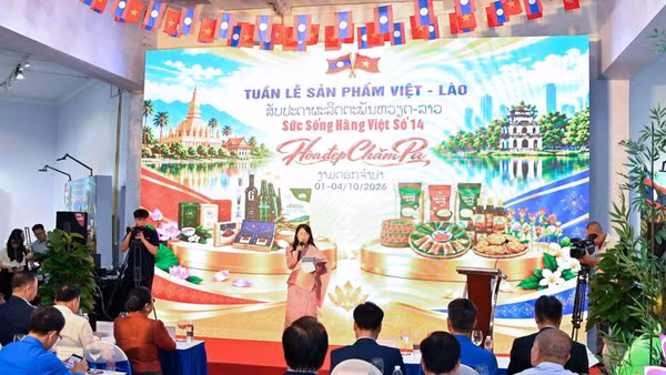 Tuần lễ sản phẩm Việt-Lào sẽ diễn ra từ ngày 1-4/10, tại địa chỉ số 93 Đinh Tiên Hoàng (Hà Nội). (Ảnh: MINH DŨNG)