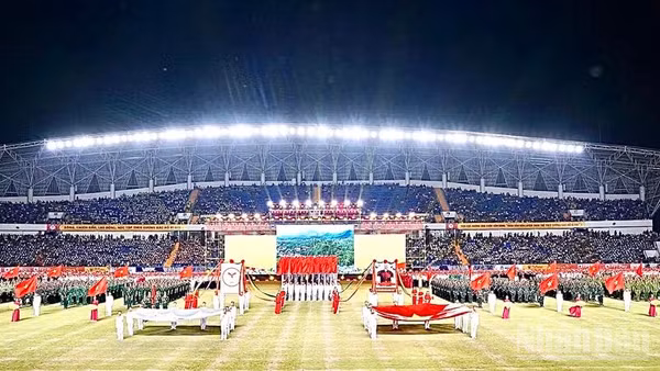 Lễ khai mạc Đại hội Thể dục thể thao tỉnh Thái Nguyên lần thứ X được tổ chức tại sân vận động Thái Nguyên. (Ảnh: THẾ BÌNH)