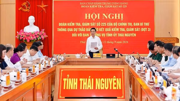 Đại tướng Phan Văn Giang chủ trì hội nghị thông qua dự thảo báo cáo kết quả kiểm tra, giám sát đợt 3 đối với Ban Thường vụ Tỉnh ủy Thái Nguyên. (Ảnh: CTV)