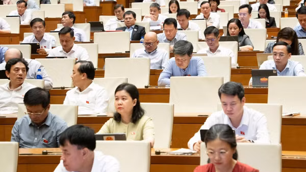 Quốc hội làm việc tại hội trường. (Ảnh: QH)