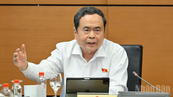 Chủ tịch Quốc hội Trần Thanh Mẫn phát biểu tại tổ. (Ảnh: THỦY NGUYÊN)
