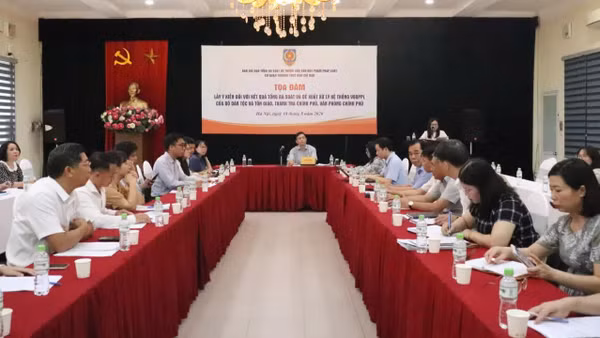 Quang cảnh tọa đàm. (Ảnh: TL)