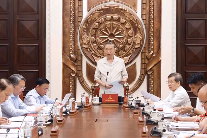Tổng Bí thư, Chủ tịch nước Tô Lâm phát biểu chỉ đạo. (Ảnh: THỐNG NHẤT/TTXVN)