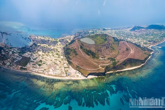 Việc điều chỉnh ranh giới, diện tích Khu bảo tồn biển Lý Sơn phù hợp với định hướng phát triển kinh tế-xã hội, quốc phòng, an ninh của đặc khu Lý Sơn; duy trì, bảo vệ tài nguyên biển, đa dạng sinh học, nơi cư trú, sinh sản của các loài sinh vật biển và bảo vệ môi trường. 