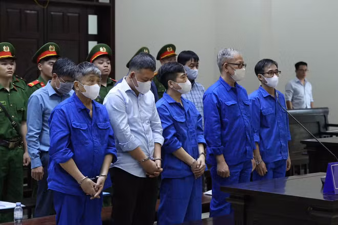 Các bị cáo tại tòa. (Ảnh: VP)