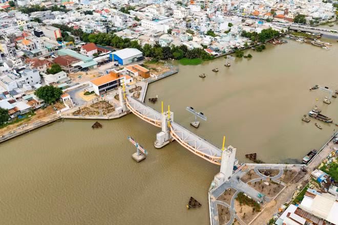 Dự án ngăn triều của Thành phố Hồ Chí Minh đang hoàn thiện, dự tính vận hành từ tháng 11/2026.