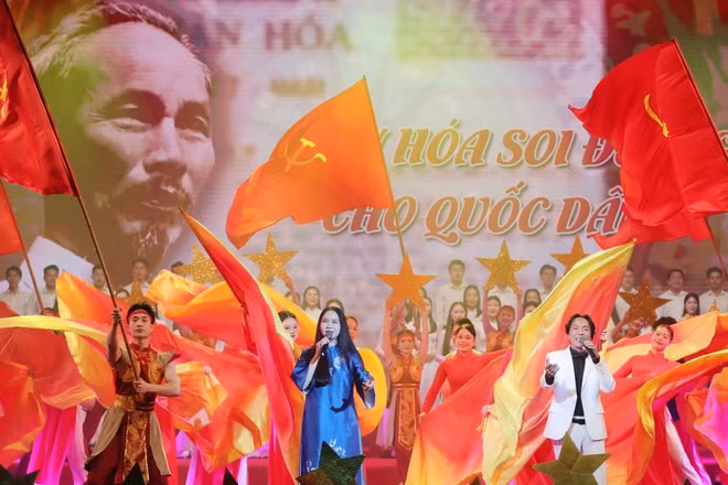Văn hóa nghệ thuật đã đồng hành cùng dân tộc suốt chiều dài lịch sử.