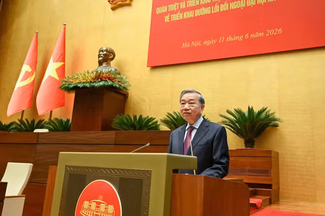 Tổng Bí thư, Chủ tịch nước Tô Lâm phát biểu chỉ đạo tại hội nghị. (Ảnh: DUY LINH)