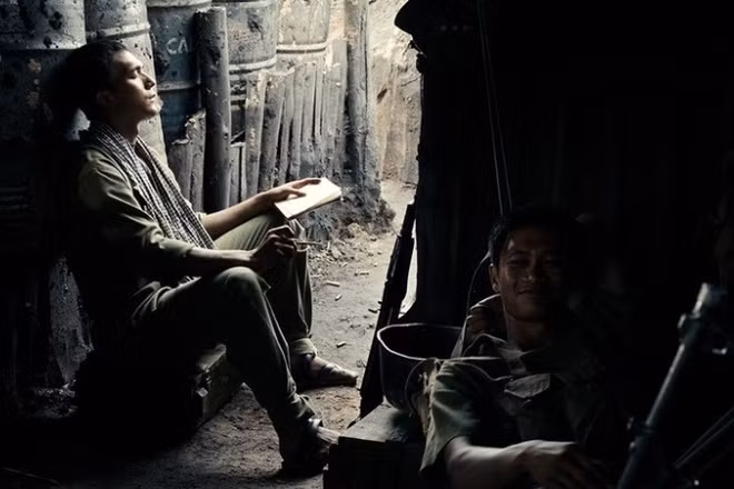 Cảnh trong phim "Mưa đỏ". (Ảnh: Galaxy Studio)