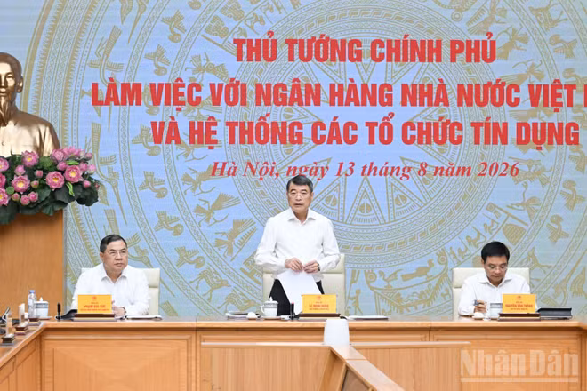 Thủ tướng Lê Minh Hưng dự và phát biểu chỉ đạo tại buổi làm việc.