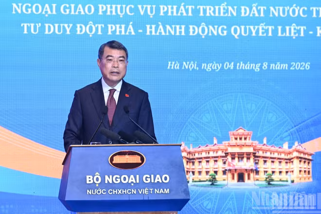 Thủ tướng Chính phủ Lê Minh Hưng phát biểu ý kiến chỉ đạo tại Phiên toàn thể. (Ảnh: Trần Hải)