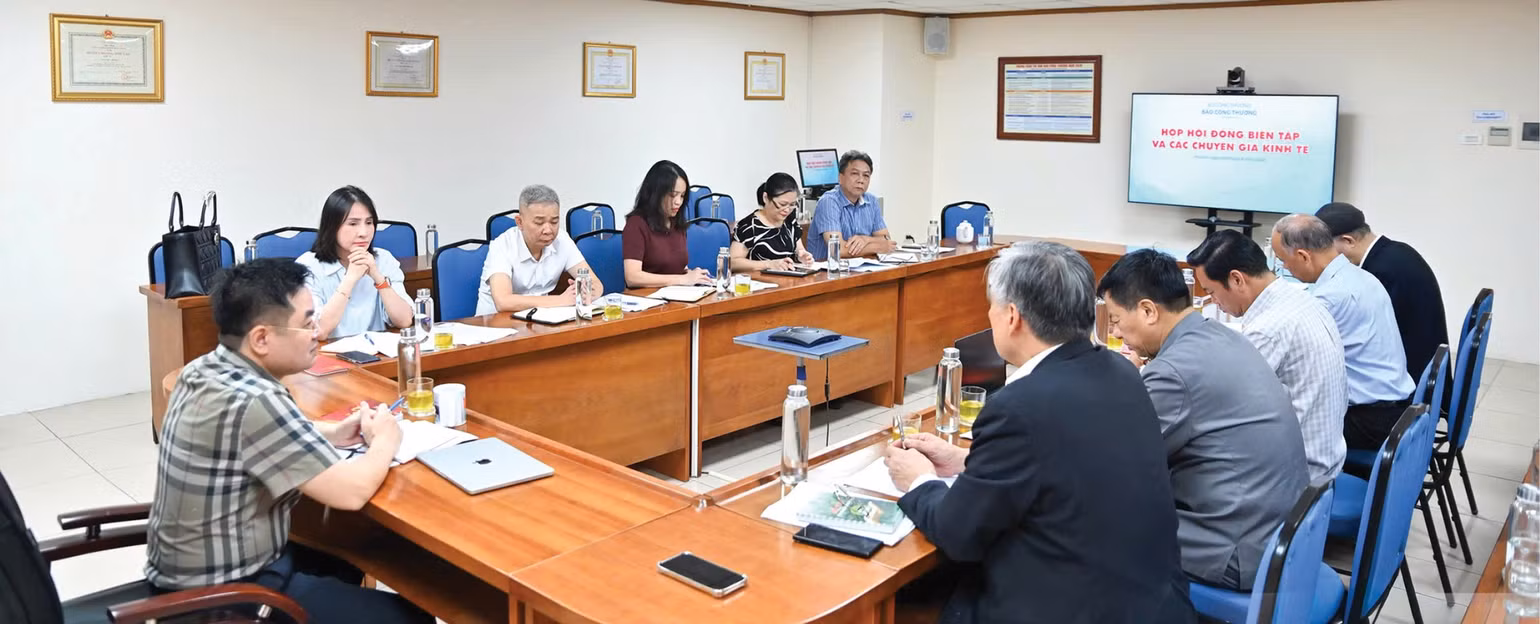 Cuộc họp Hội đồng Biên tập Báo Công Thương năm 2026.
